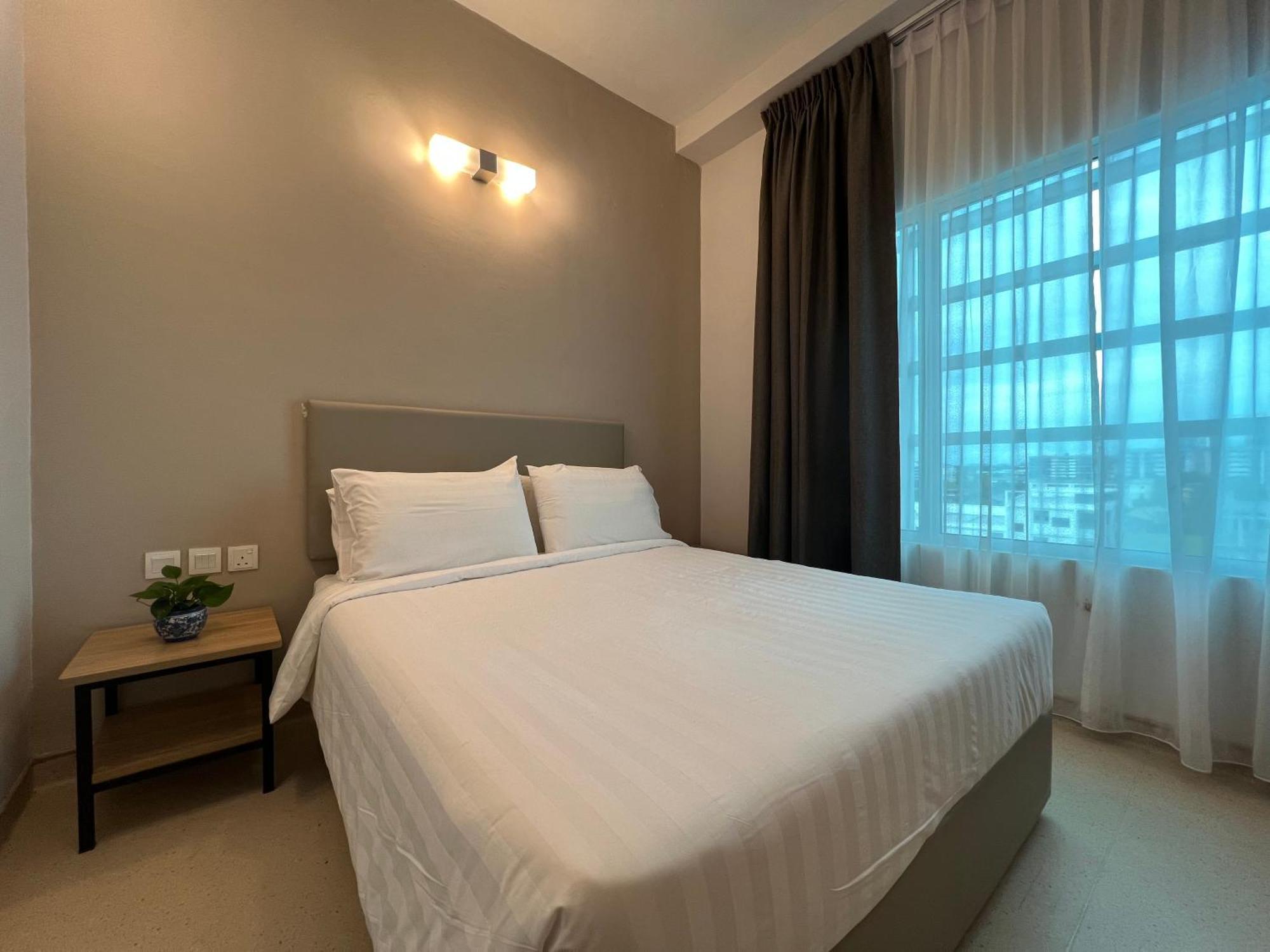 Serapi Verdure Hotel Кучинг Екстериор снимка