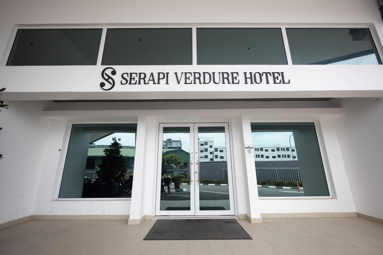Serapi Verdure Hotel Кучинг Екстериор снимка