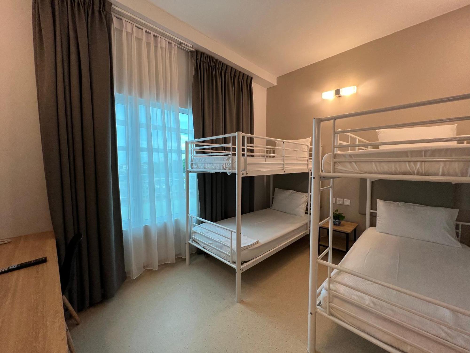 Serapi Verdure Hotel Кучинг Екстериор снимка