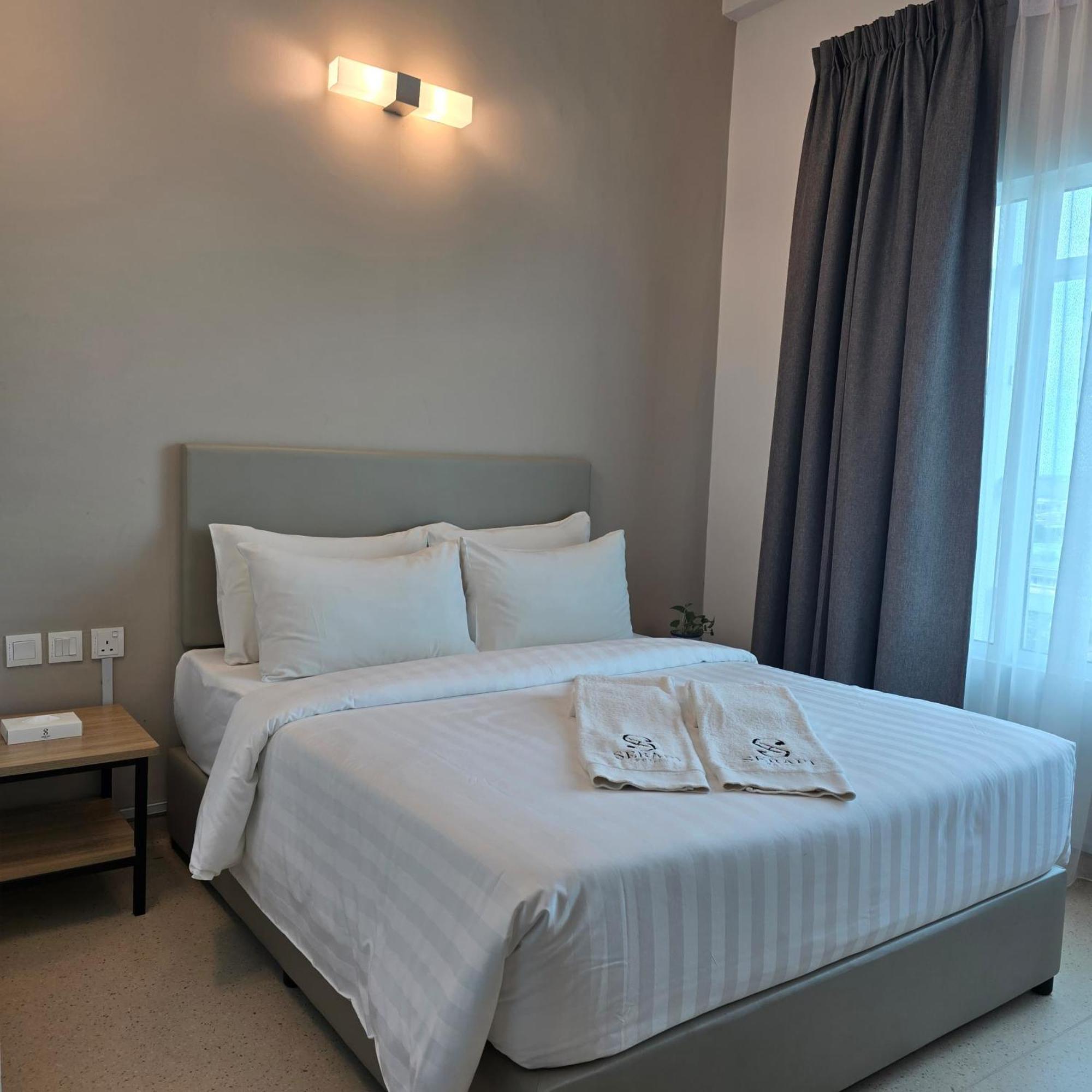 Serapi Verdure Hotel Кучинг Екстериор снимка